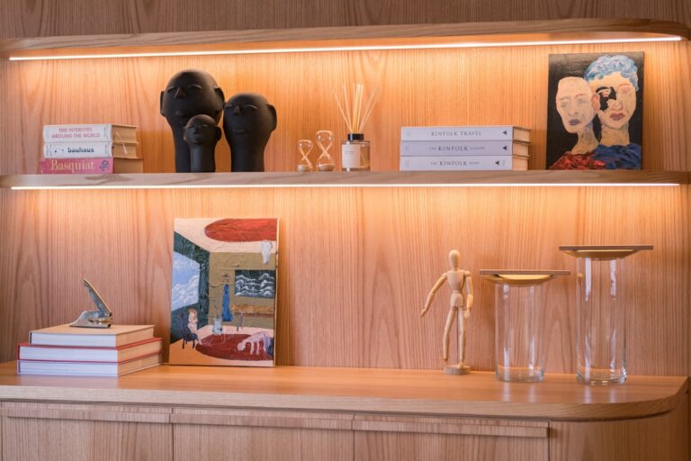 The Shelf That Has to Do Two Jobs - shelves & display
