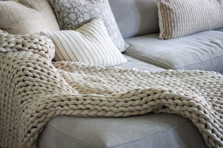 Curtain Weight and Drape: What Actually Changes a Room - textiles & layers