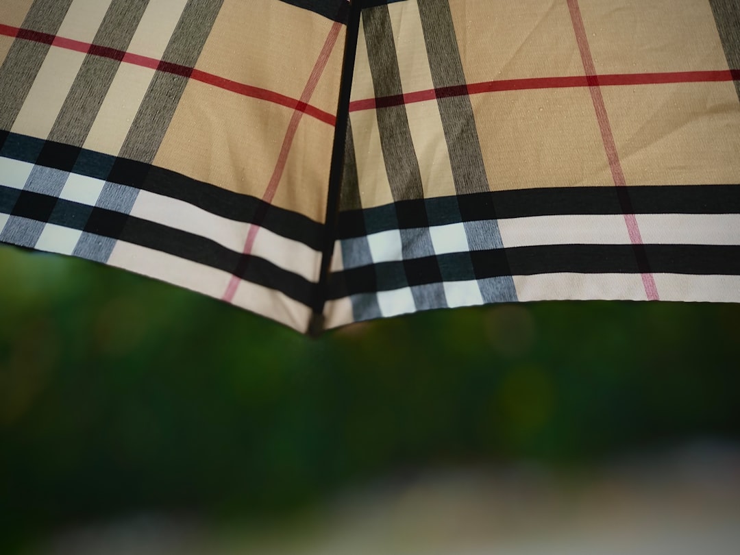 Sheet Weave and Weight: What I Learned Changing Bedding With the Season - textiles & layers