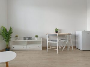 Curtain Rods That Do Not Require Drilling (And the One That Fell Down Anyway) - rented spaces